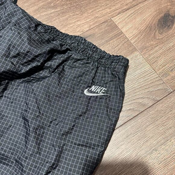 Nike ACG Black Plaid-Striped Trackpants – Vintage – Size M - Picture 5 of 8